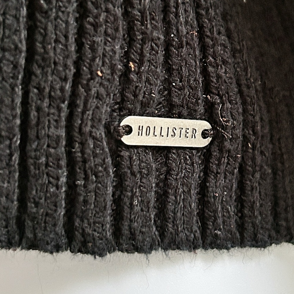 Hollister Black & Cream Striped Cropped Women's Sweater - Picture 4 of 4